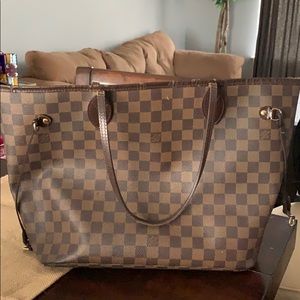 Louis Vuitton never full MM